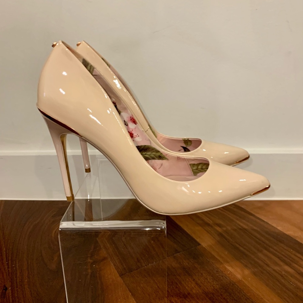 Ted Baker London Patent Nude Kaawa Pump